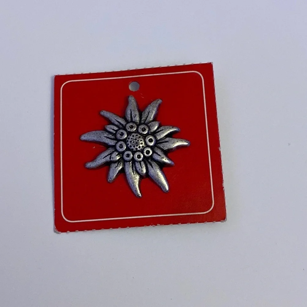 Flower Lapel Pin NWOT